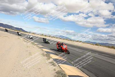 media/Nov-16-2025-Race Pace (Sun) [[8c5fa54630]]/Verified Riders/6-Turn 10 Inside (1145am)/